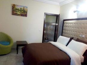 Гостиница Hotel Saphir  Абиджан
